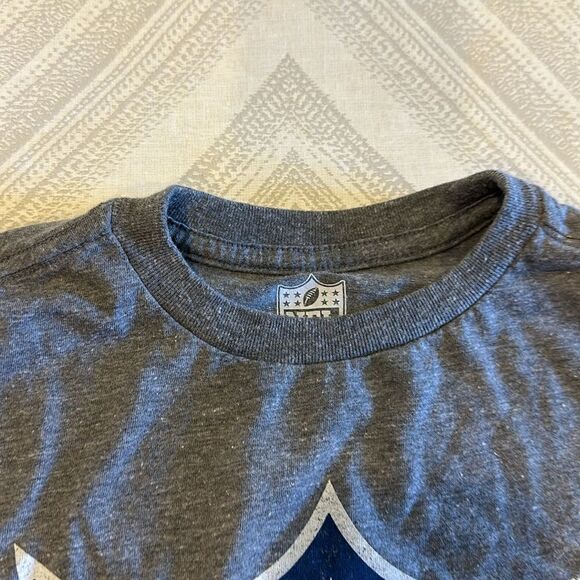 NFL Team Apparel Boys Grey Logo T-shirt - Picture 3 of 6